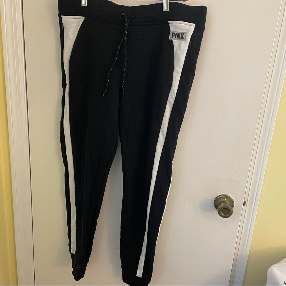 VS PINK COMFY JOGGERS